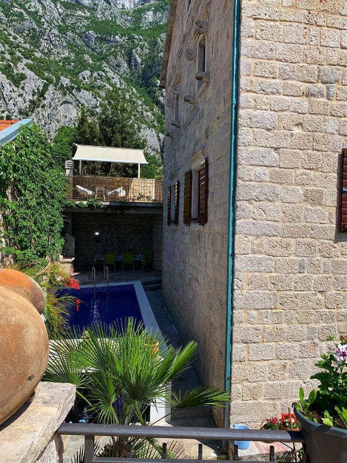 Villa Luxury Stone On The Sea With Private Pool And View Kotor Exterior foto